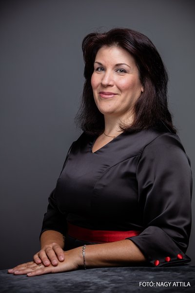 Eszter Ostyányiné Heresznyei